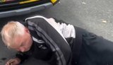 На московських АЗС знову ввели обмеження на продаж пального: росіяни б’ються в чергах за бензином. ВIДЕО