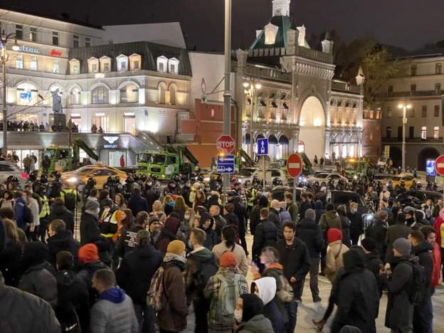 Путін - злодій!: У Росії проходять акції на підтримку Навального 21