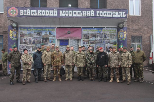 Іноземні військові дипломати відвідали підрозділи ОС на Приазовї 03