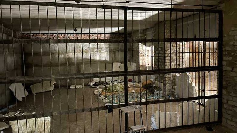 У місці масового поховання в Ізюмі є військові, але переважна кількість загиблих – цивільні. Люди зі зв’язаними руками, у декого відсутні чоловічі статеві органи, є з кульовими отворами, різноманітними травмами обличчя, – Христина Подиряко 04