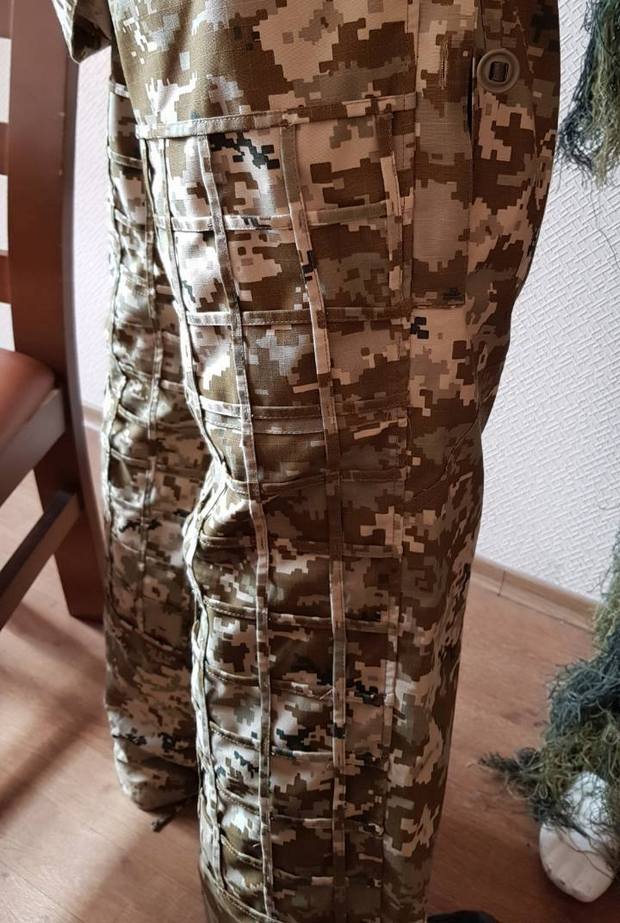 Новий маскувальний костюм снайпера показали в ЗСУ 04