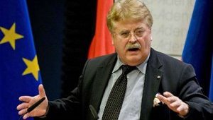 Возвращение Украине контроля над границей является решающим пунктом Минских соглашений, - советник президента Еврокомиссии Брок