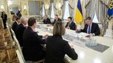 Зеленский обсудил с сенаторами США ход антикоррупционных реформ