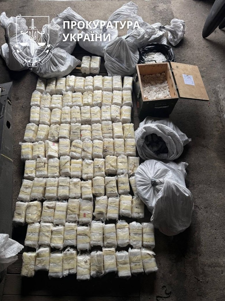 На Донеччині командир роти продав дрони та кулемети на 1,1 млн грн