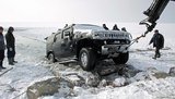 Два "Хаммера" провалились под лед. ФОТОрепортаж