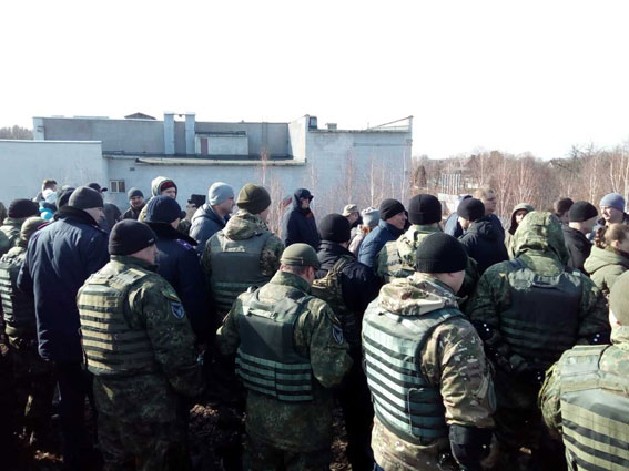 За фактом блокування залізничного сполучення в Конотопі розпочали кримінальне провадження, - Нацполіція 04