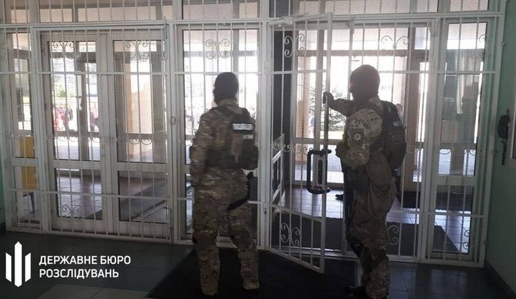 ГБР проводит обыски в управлении ГФС на Волыни по делу об ущербе государству на 190 млн. ФОТОрепортаж (обновлено)