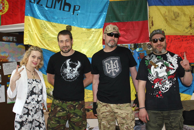 Проспект Красногвардейский, где Леня жил в Донецке, после победы назовем именем Краснопольского, - воспоминания друзей погибшего волонтера 08