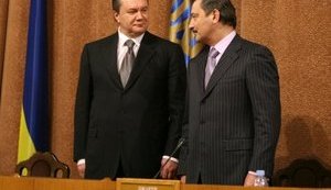 Стали известны подробности последнего разговора Януковича и Джарты