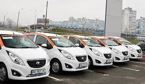 Украина начала расследование импорта авто из Укзбекистана