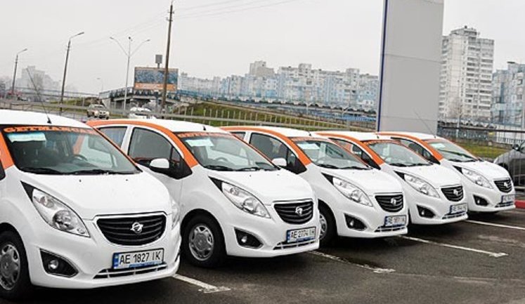 Украина начала расследование импорта авто из Укзбекистана