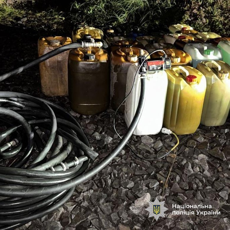 Шестерых работников УЗ подозревают в краже дизтоплива