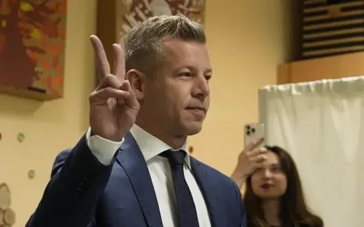 Вибори в Угорщині можуть змінити політику щодо України, - Reuters