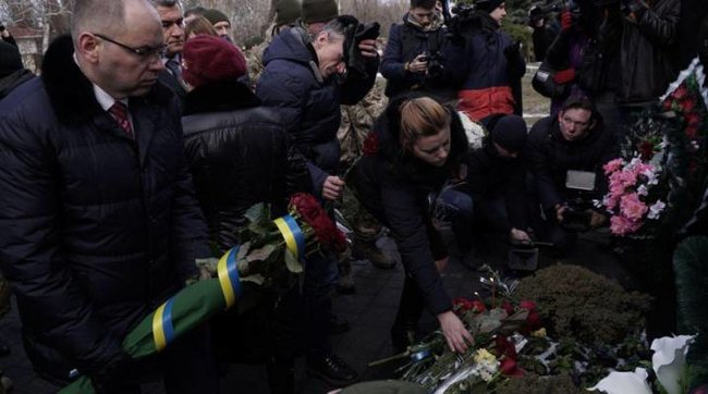Памятник погибшим бойцам АТО открыли в Одесской области 06