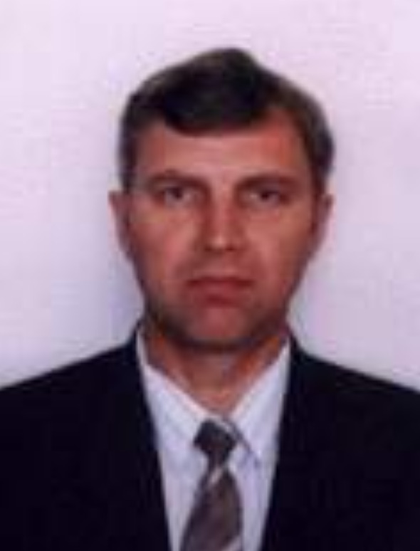 Екснардеп Компартії Тищенко роздавав жителям Харківщини агітки на підтримку окупантів, - СБУ 02