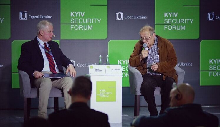 Европа должна построить собственную военную силу, – главный редактор Gazeta Wyborcza Михник
