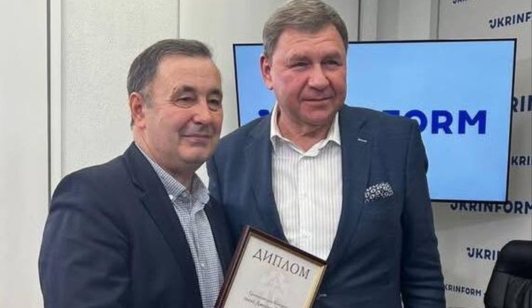 Журналіст Леонід Фросевич отримав премію Джеймса Мейса за книгу про злочини окупантів у Ягідному. ФОТОрепортаж