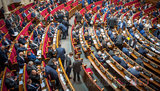Повышение зарплат депутатов: "Рада - тот орган, на который все смотрят и начинают его ненавидеть"