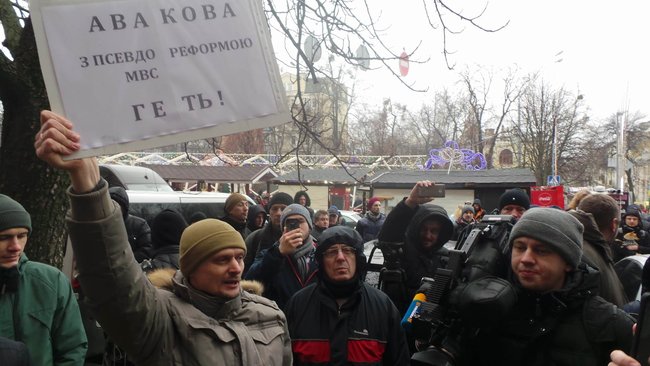 Чарльз Лінч: учасники мітингу в Києві вимагають розслідувати вбивство Ноздровської в найкоротші терміни 02