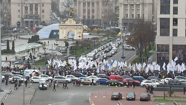 Protesters gather at Verkhovna Rada, block Hrushevskoho street in Kyiv 42