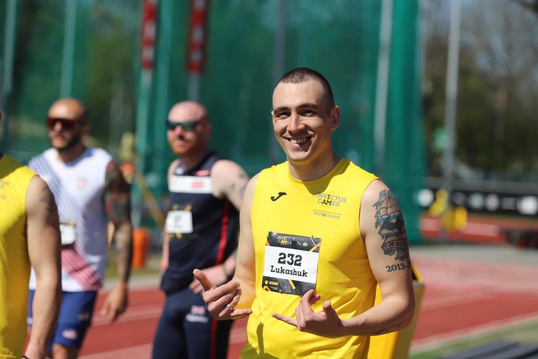 Україна здобула перші медалі на Invictus Games у Гаазі: взяли золото у штовханні ядра, срібло й бронзу у стрибках в довжину 09