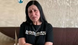 Двое крымских татар, задержанных под зданием ФСБ в Симферополе 4 сентября, остаются в полиции. ВИДЕО