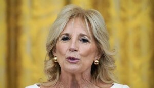 Перша леді США Джилл Байден звернулася до Путіна: "Припиніть цю безглузду та жорстоку війну"