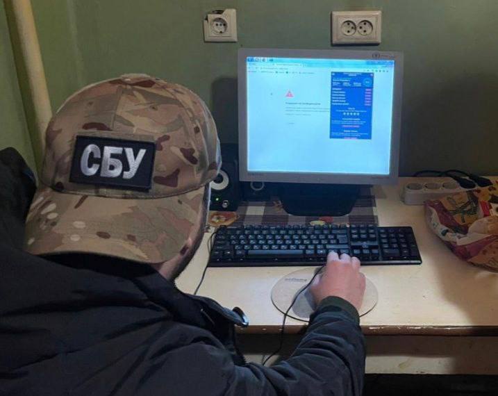 Очередную сторонницу русского мира арестовали на Прикарпатье 04