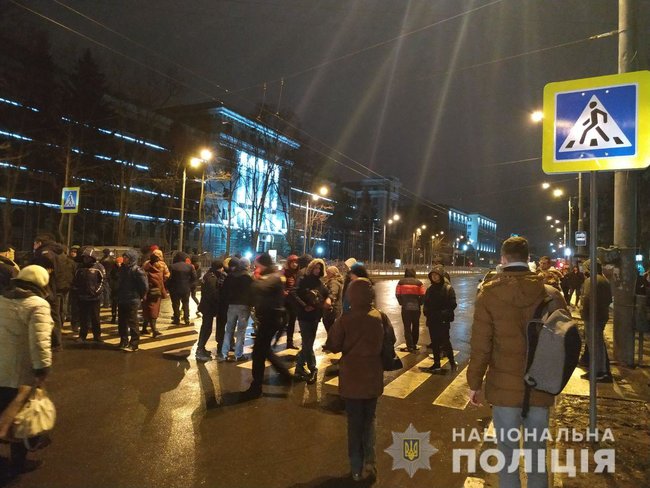 Полиция открыла уголовное производство из-за перекрытия движения в центре Харькова 01