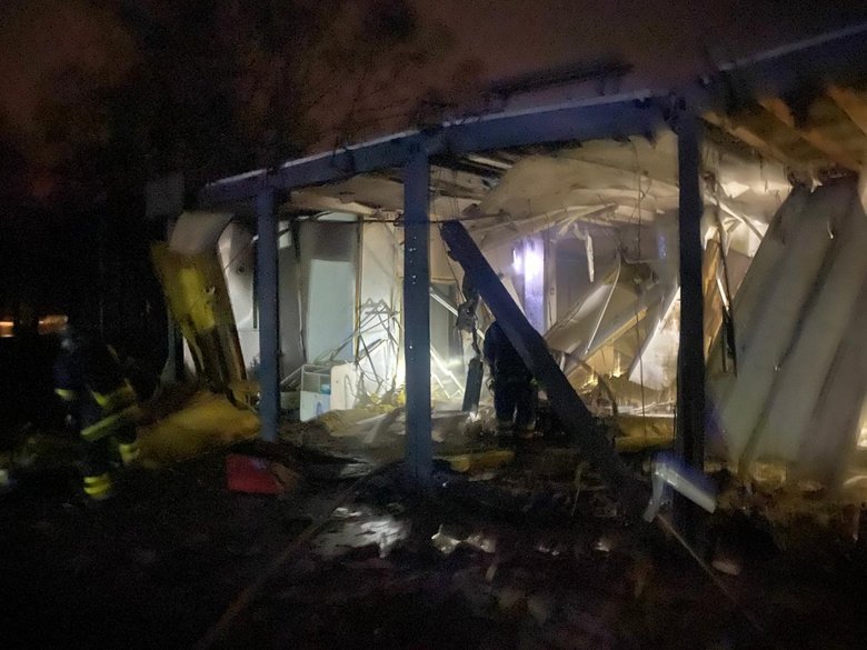 Российские дроны атаковали Днепропетровскую область: последствия и ликвидация пожаров