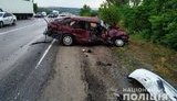 В результате ДТП с участием маршрутки на трассе "Харьков-Симферополь" пострадали 12 человек, в том числе четверо детей, - полиция. ФОТОрепортаж