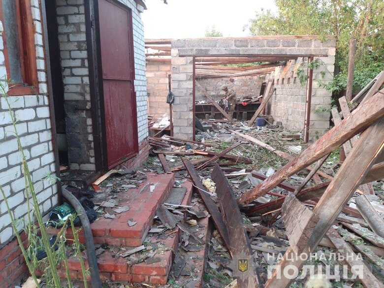 За добу війська РФ завдали 16 ударів по Донеччині, є жертви та руйнування, - Нацполіція 10