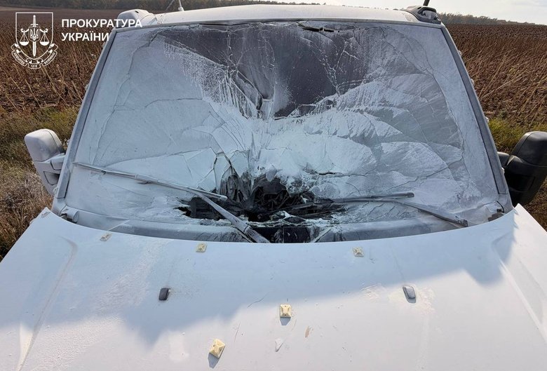 Російські FPV-дрони атакували два авто на Харківщині: загинув 53-річний водій, двоє чоловіків поранені