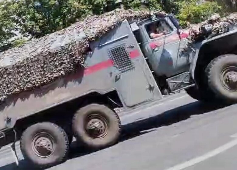 Переміщення техніки в Маріуполі