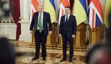 Великобритания выделяет 2 млрд фунтов стерлингов на общие с Украиной проекты в инфраструктуре и энергетике, – Зеленский