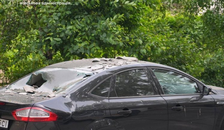 Enemy has attacked Zaporizhzhia again: one person killed, one injured. PHOTOS