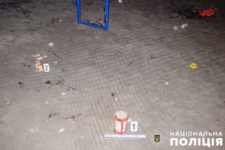 Киянин запустив феєрверк у Деснянському районі