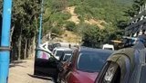 Росіянка показала черги за бензином у Ялті