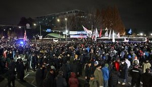 В Південній Кореї скасували воєнний стан