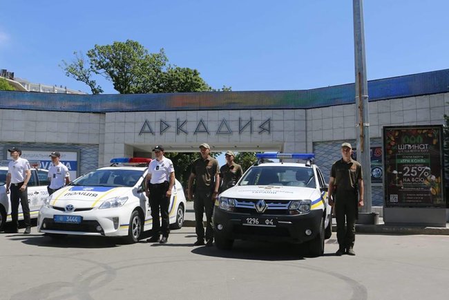 Туристическая полиция начала работу в Одессе, - МВД 01