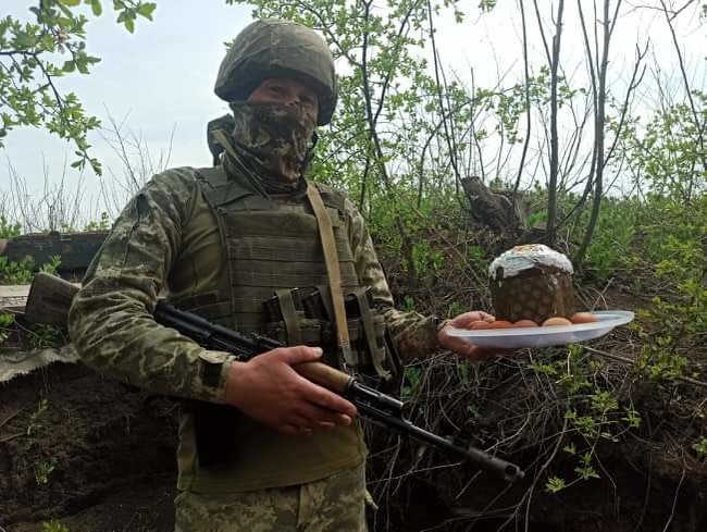 Празднование Пасхи военнослужащими в зоне проведения ООС 06