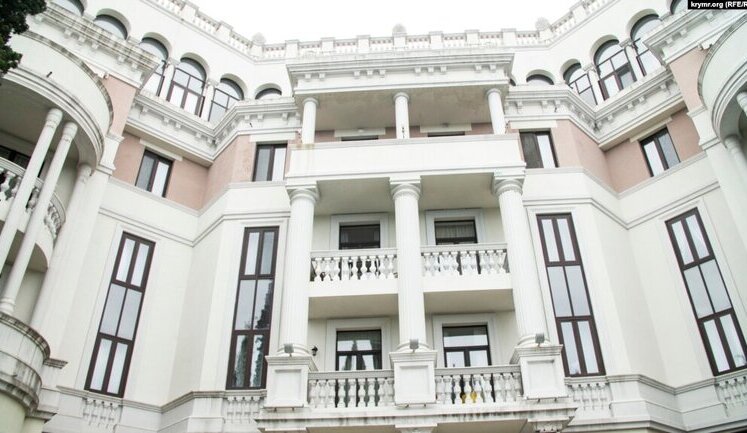 Окупаційна влада продала "націоналізовану" квартиру дружини Зеленського у Ялті