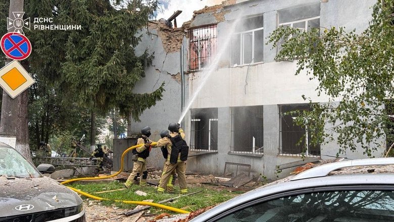 удар по університету в Рівному