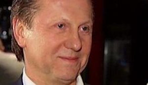 "Если женщина красит, почему мужчина не может", - "подкрашенный" нардеп-"регионал" Журавский. ВИДЕО