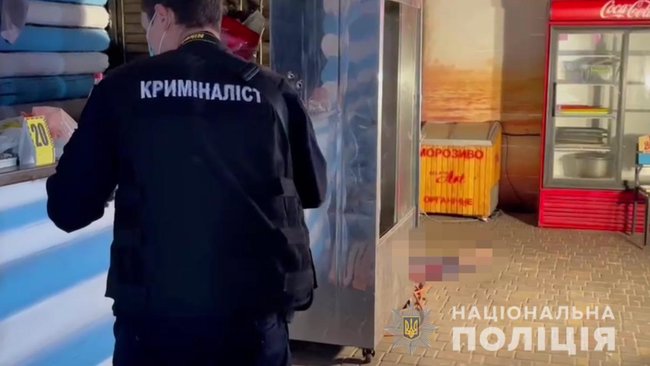 Чоловік застрелив людину в барі Затоки, - Нацполіція 02