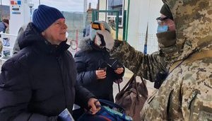 9,5 тыс. украинцев вернулись на Родину в течение понедельника, - Госпогранслужба