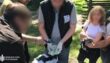 Прикордонник на Буковині намагався заробити $1500 на контрабанді анаболіків і спортивного харчування, - ДБР. ФОТО