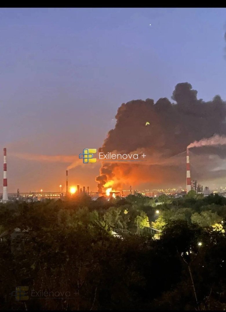 Беспилотники атаковали Куйбишевский НПЗ в Самарской области РФ