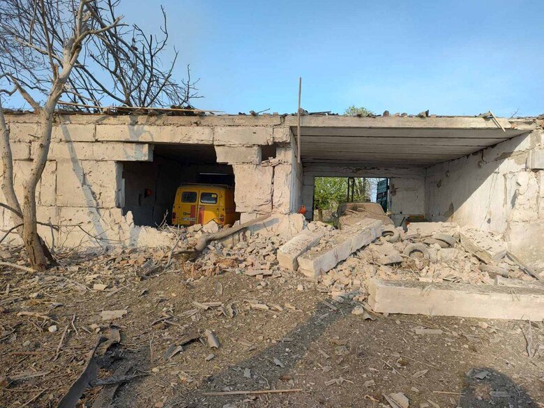 Consequences of shelling of Beryslav by Russian aircraft, - RMA 03