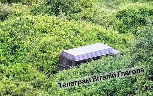 GAZ-66 truck with black licence plates broke through Ukrainian-Hungarian border, 32 violators were detained in Hungary - journalist Glagola. PHOTO